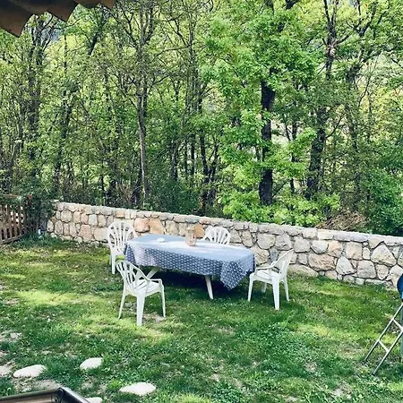 2P Au Coeur Des Montagnes Avec Piscine Chauffee Appartement Puget-Théniers Buitenkant foto