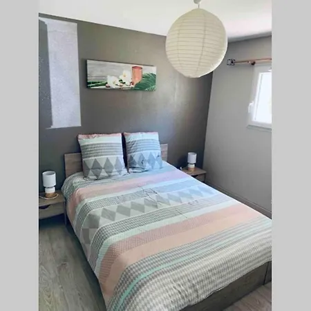2P Au Coeur Des Montagnes Avec Piscine Chauffee Appartement Puget-Théniers Buitenkant foto
