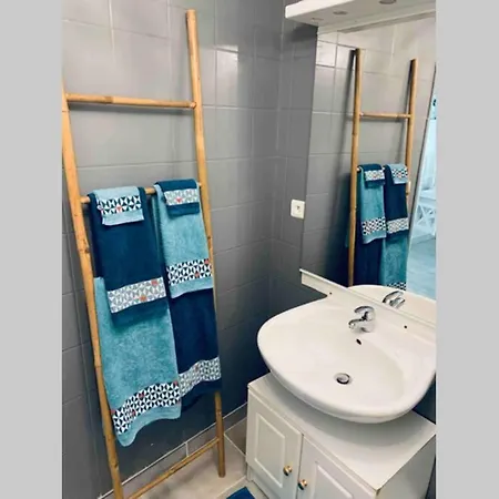 2P Au Coeur Des Montagnes Avec Piscine Chauffee Appartement Puget-Théniers Buitenkant foto