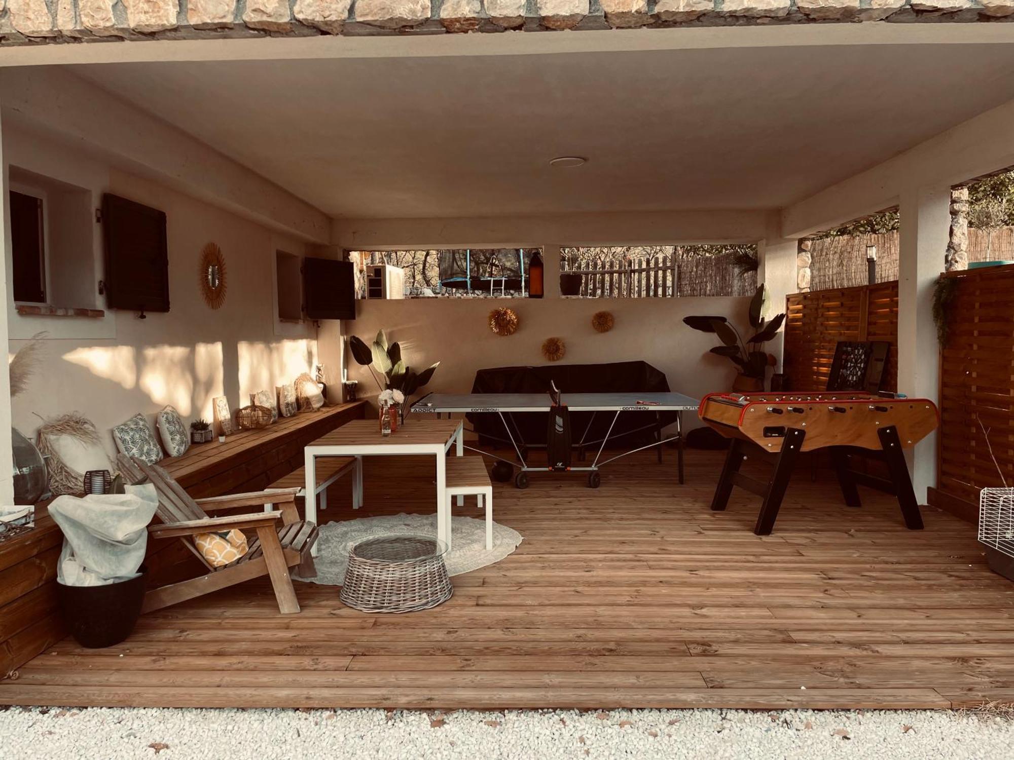 Apartment 2p Au Coeur Des Montagnes Avec Piscine Chauffee